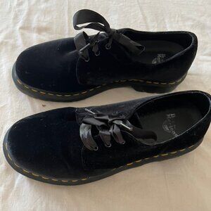 Like new! Velvet Dr. Martens